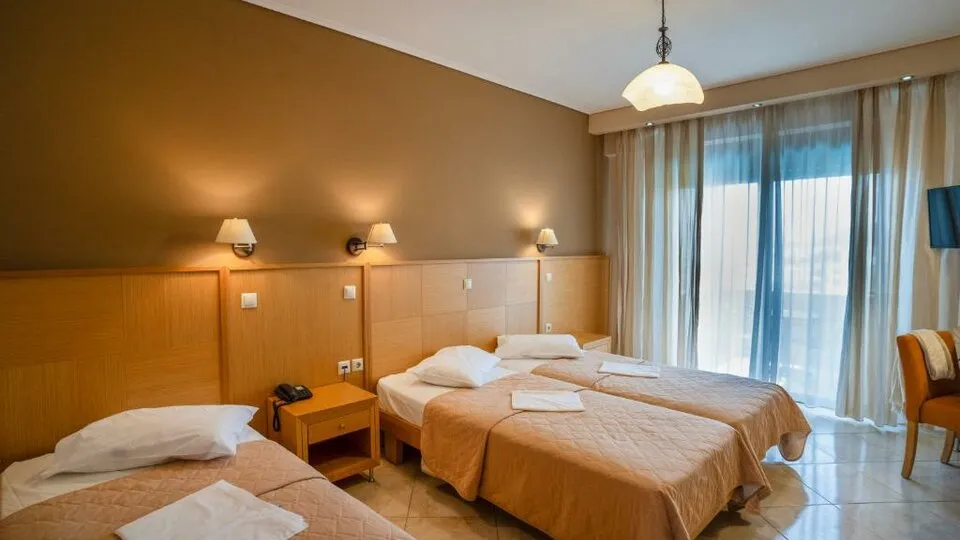 Evia Hotel & Suites, Marmari, Grčka — fotografija 17