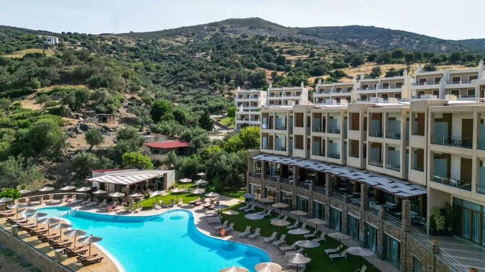 Evia Hotel & Suites, Marmari, Grčka — fotografija 3