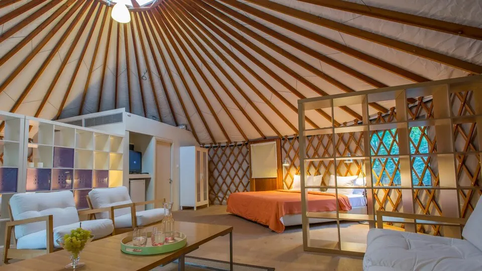 Club Agia Anna, Agia Ana Evija, Grčka — Big Yurt