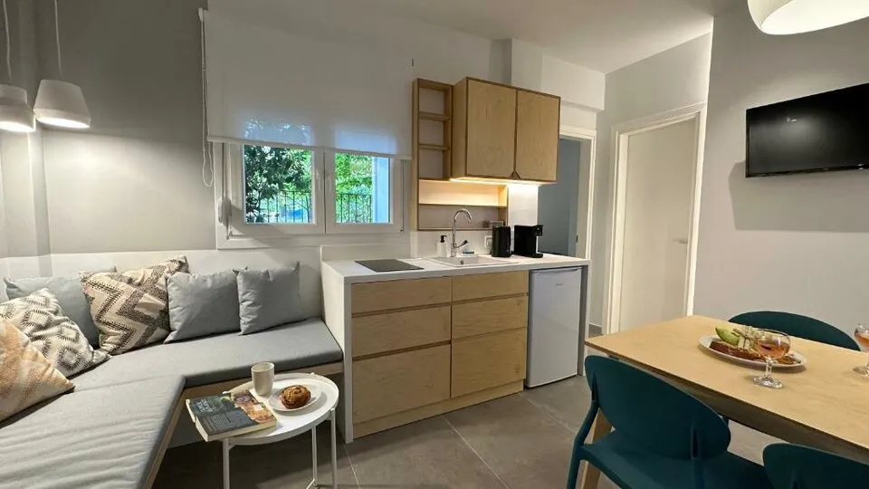 Anemomylos by the Sea, Pefkohori, Grčka — 2-Bedroom Apartment Ground floor
