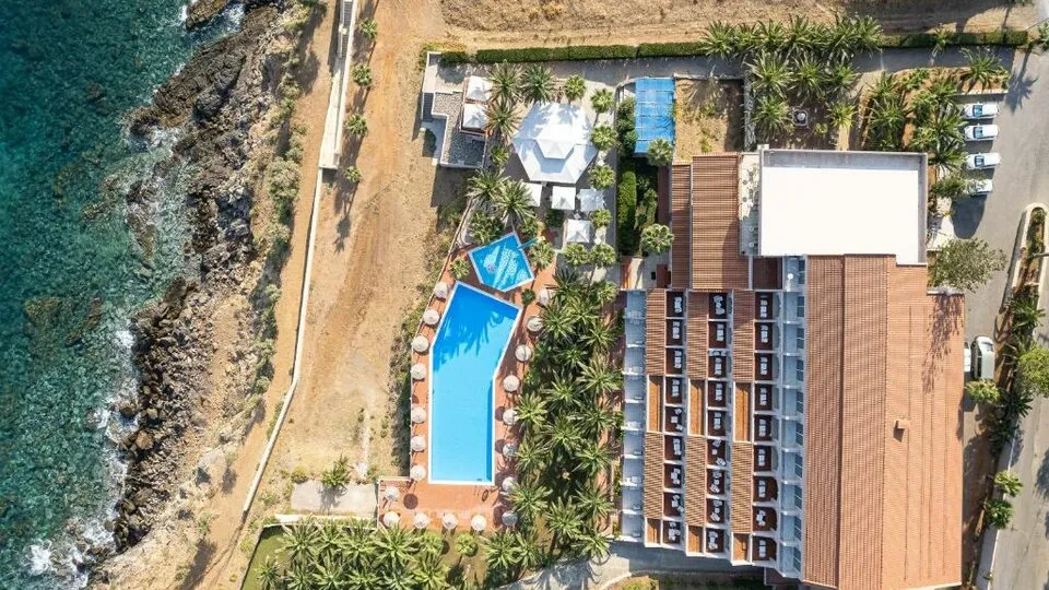 Europa Resort, Panormo
