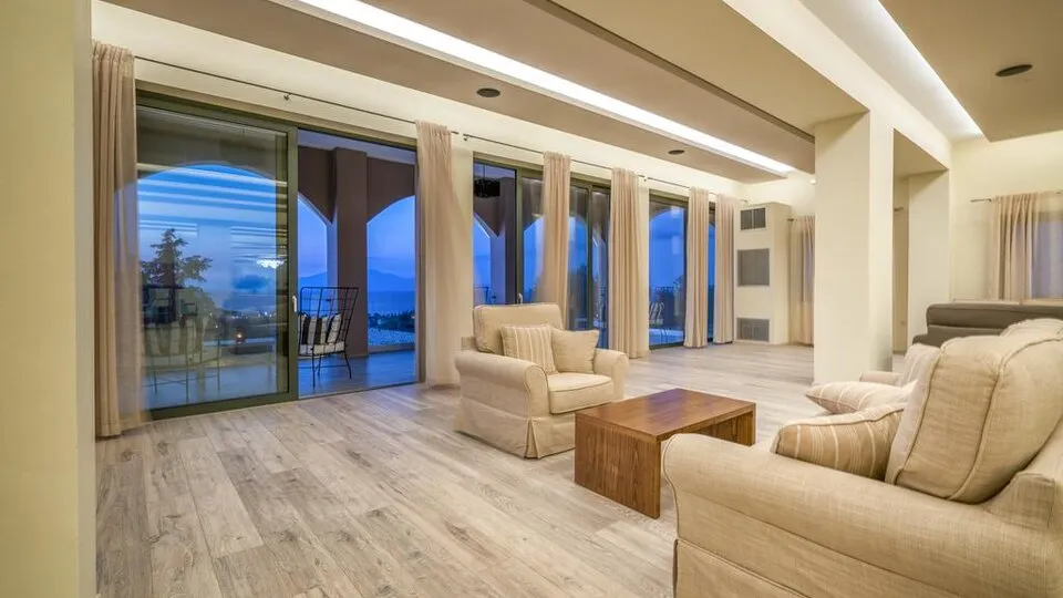 Elegance Luxury Executive Suites, Tragaki, Grčka — fotografija 10
