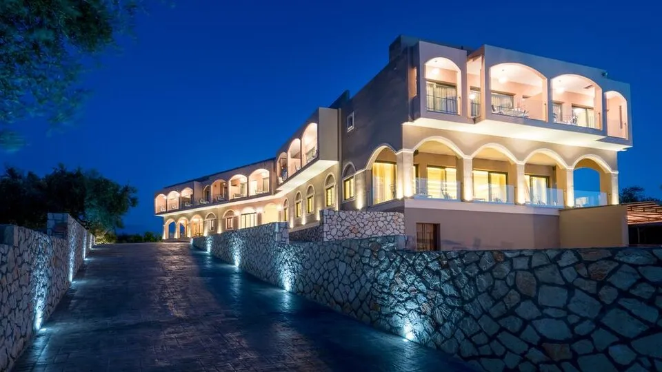 Elegance Luxury Executive Suites, Tragaki, Grčka — fotografija 4
