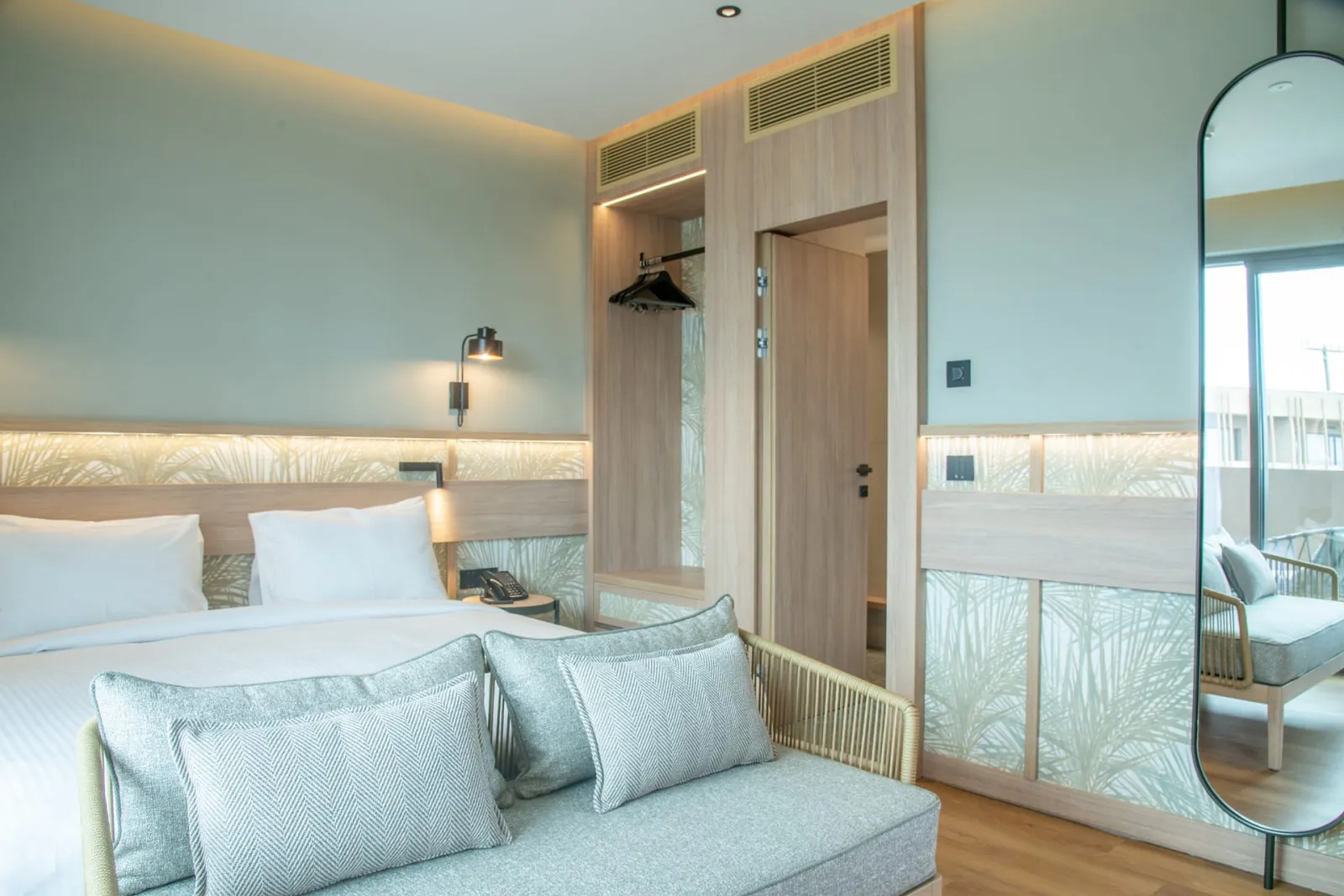 Senseana Sea Side Resort & Aquadventure, Iraklion, Grčka — Classic Double Room Side Sea View