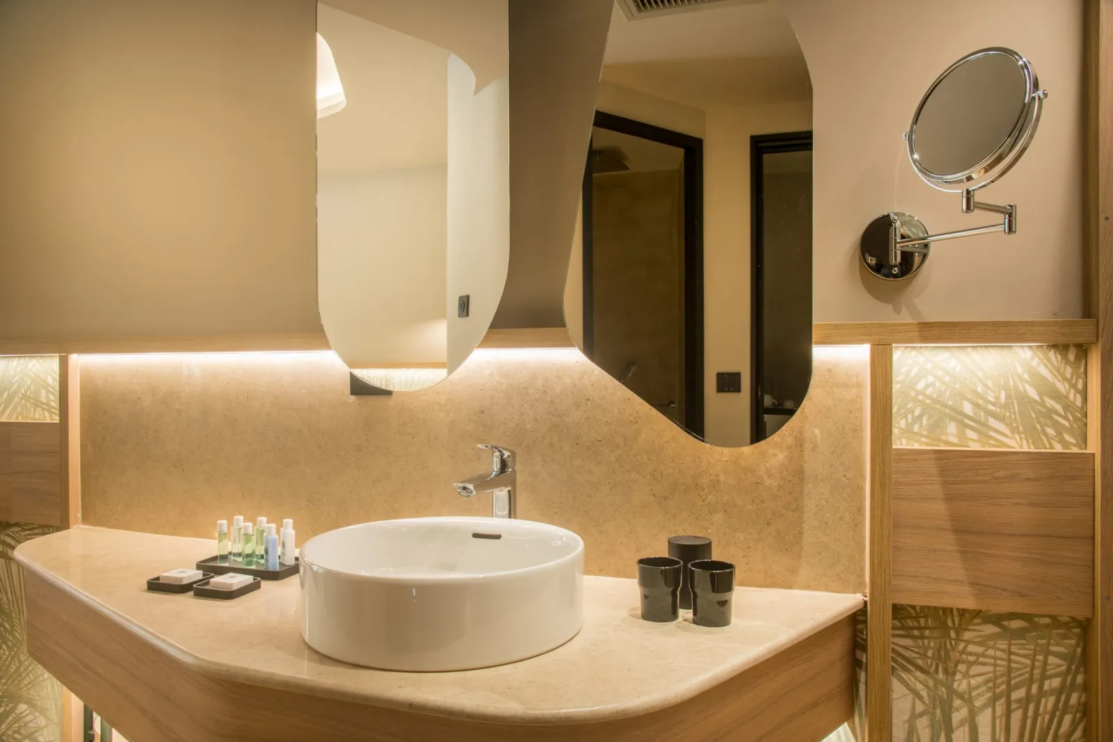 Senseana Sea Side Resort & Aquadventure, Iraklion, Grčka — Classic Double Room with Outdoor Hot Tub