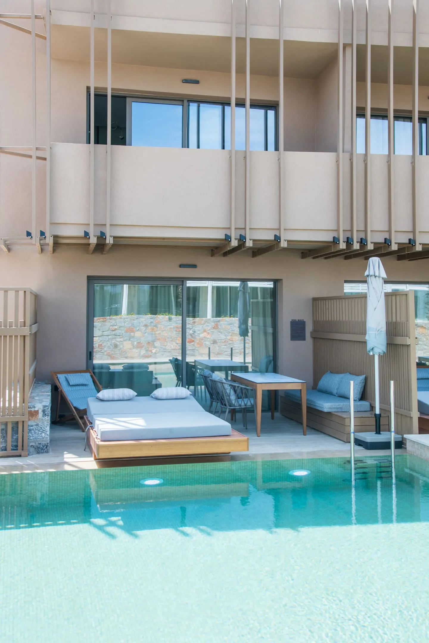 Senseana Sea Side Resort & Aquadventure, Iraklion, Grčka — Classic Double Room with Private Pool