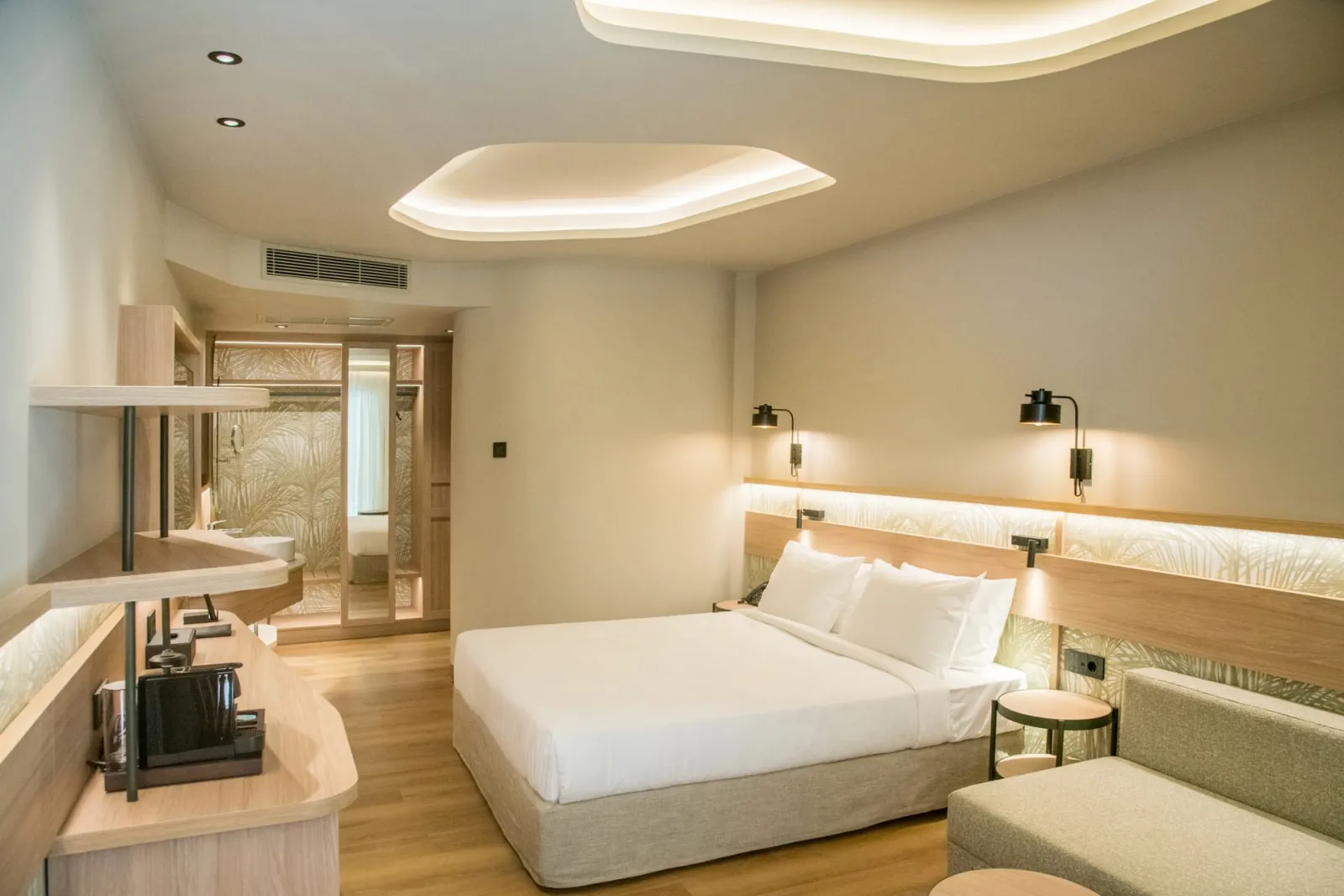 Senseana Sea Side Resort & Aquadventure, Iraklion, Grčka — Classic Family Room with Private Pool