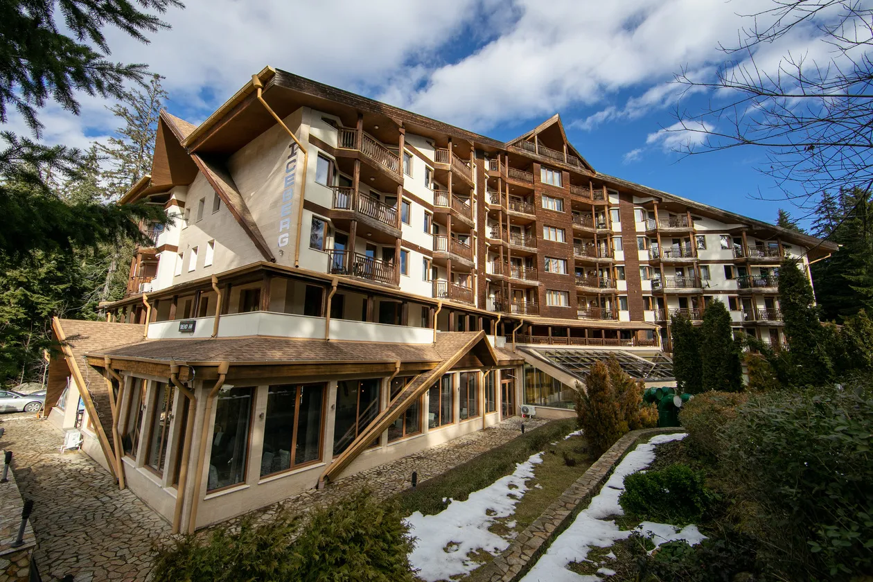 Iceberg Borovets, Borovec