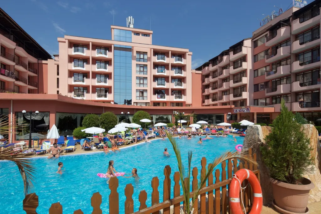 Izola Paradise, Sunčev Breg, Bugarska — fotografija 1