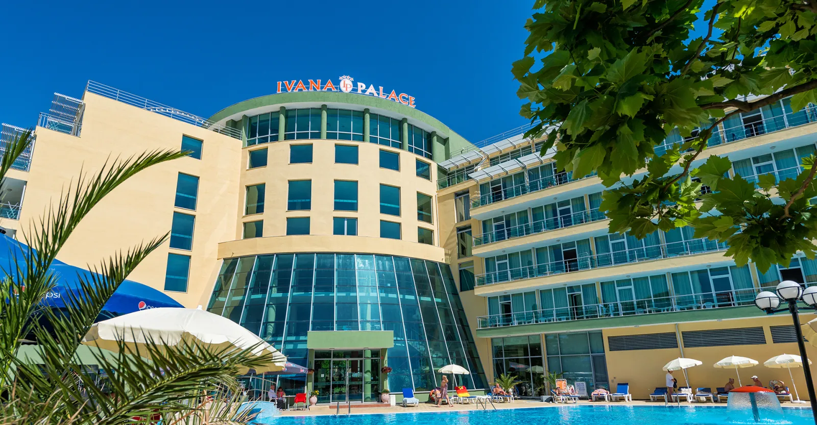 Ivana Palace, Sunčev Breg