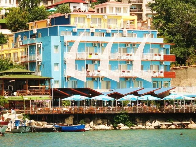 Lotos Balchik, Balčik, Bugarska — fotografija 4