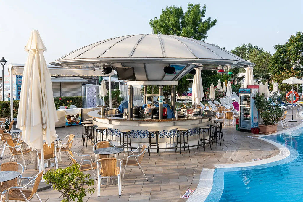 Sentido Neptun Beach, Sunčev Breg, Bugarska — fotografija 9