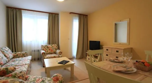 Pirin Golf Holiday Apartments, Razlog, Bugarska — fotografija 7