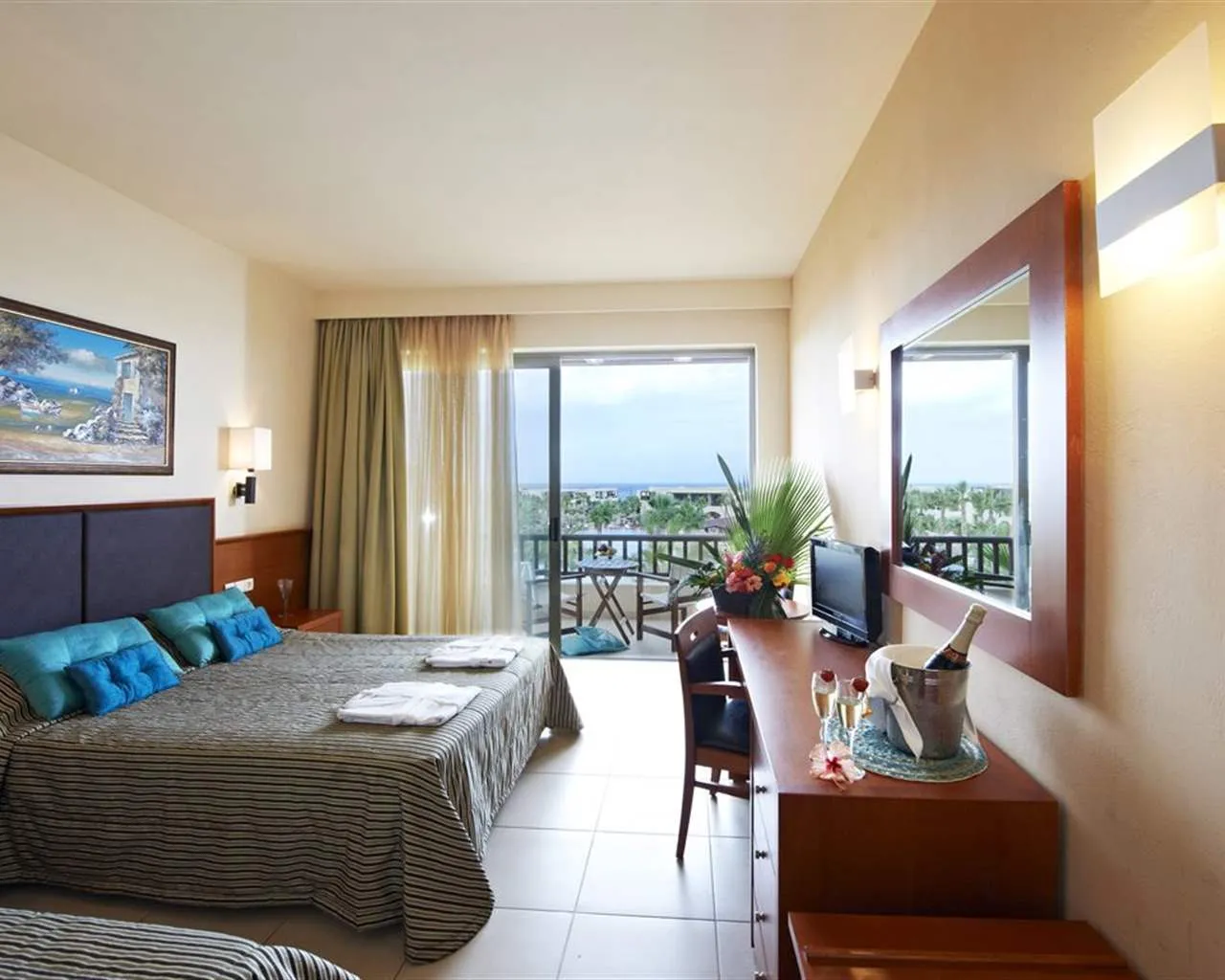 Stella Palace Resort and Spa, Iraklion, Grčka — Double Room Garden View