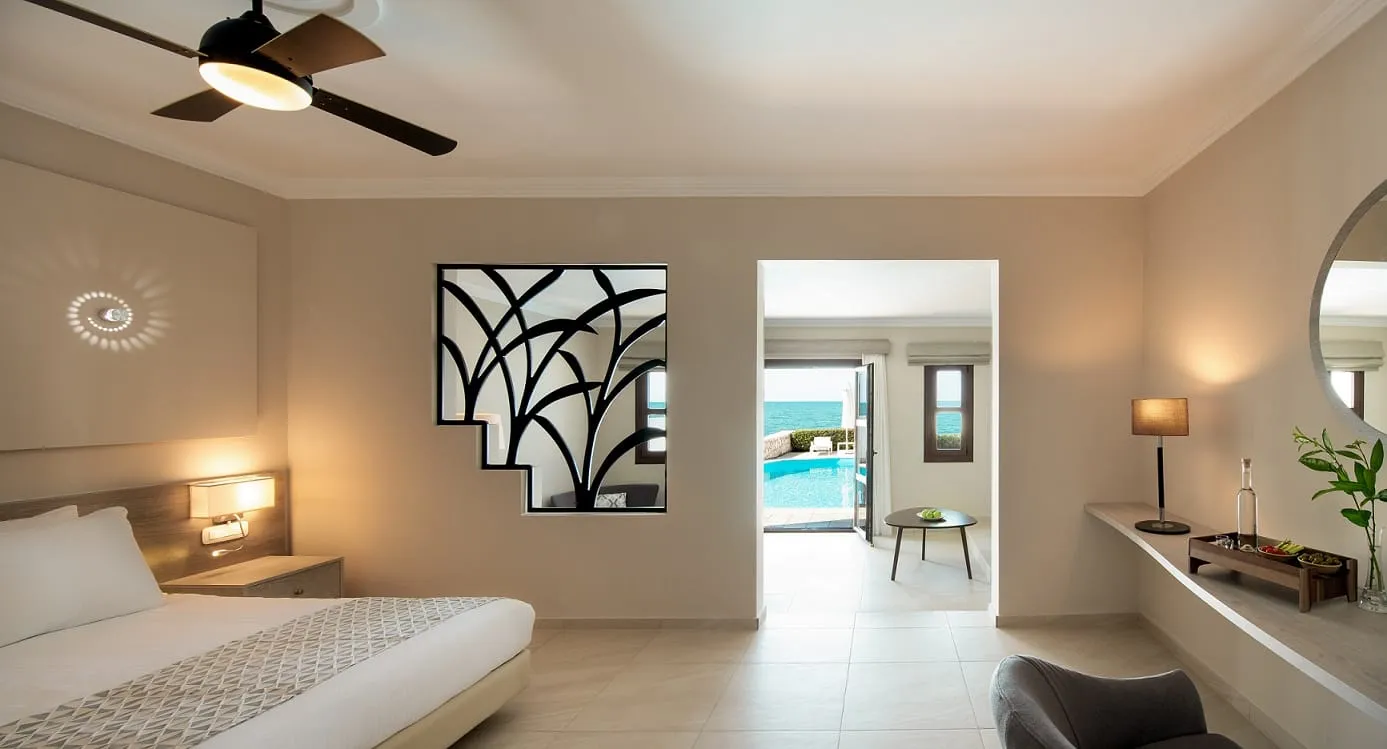 Mitsis Royal Mare, Iraklion, Grčka — Junior Suite Sea Front Private Pool