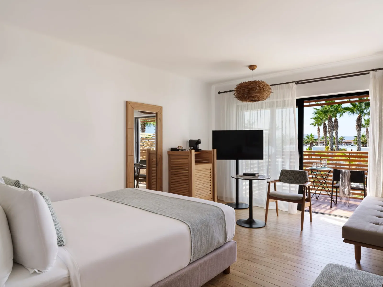 Stella Island Luxury Resort & Spa Adult Only, Guves, Grčka — Luxury Room with Pool View