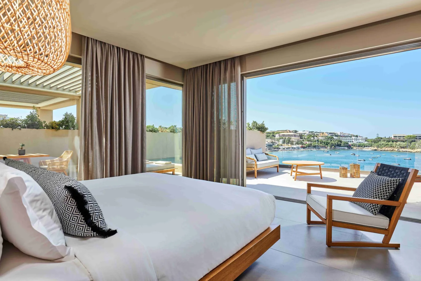 Castello Infinity Suites Adults Only, Ligaria, Grčka — Diamond Ambassador Suite Sea View with Plunge Pool