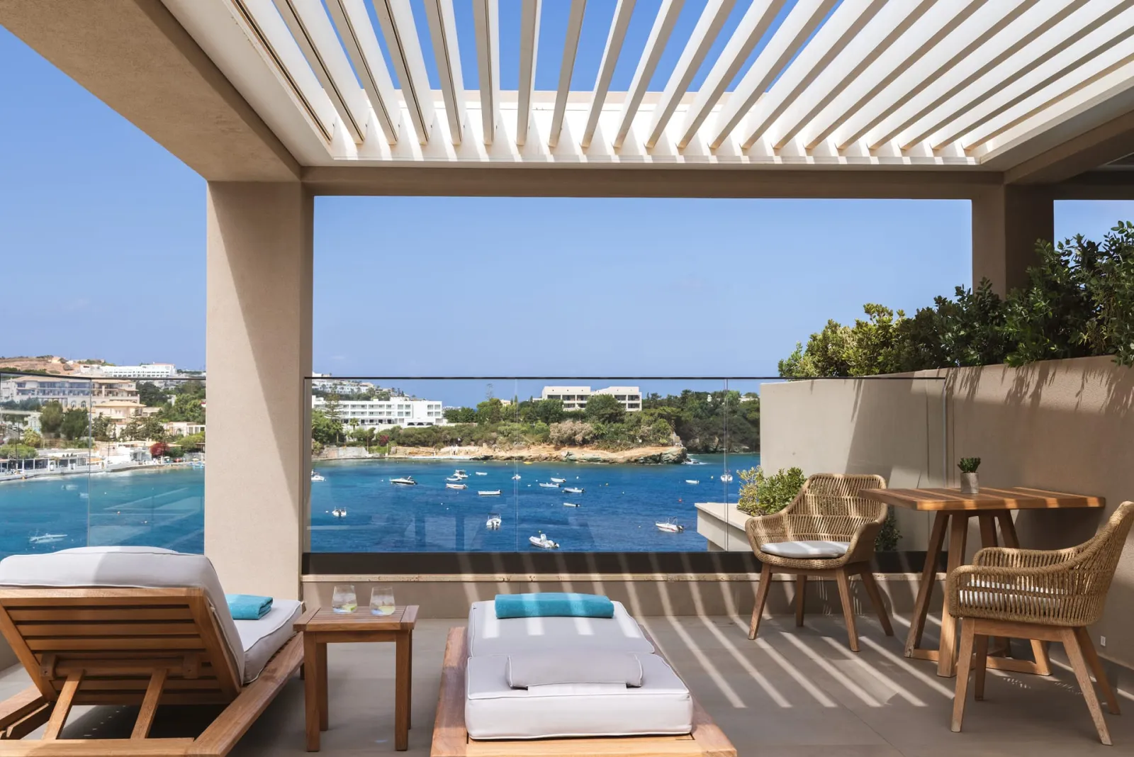 Castello Infinity Suites Adults Only, Ligaria, Grčka — Emerald VIP Suite Sea View with Plunge Pool
