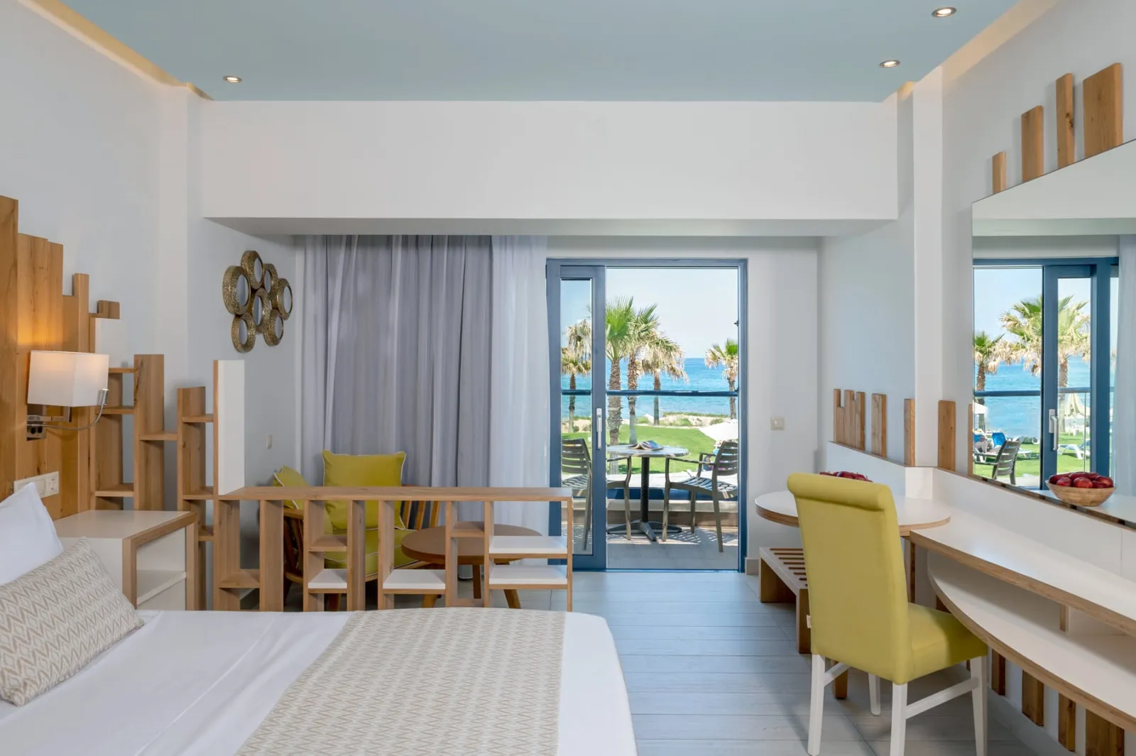 Lyttos Beach Hotel, Guves, Grčka — Junior Suite Sea Front