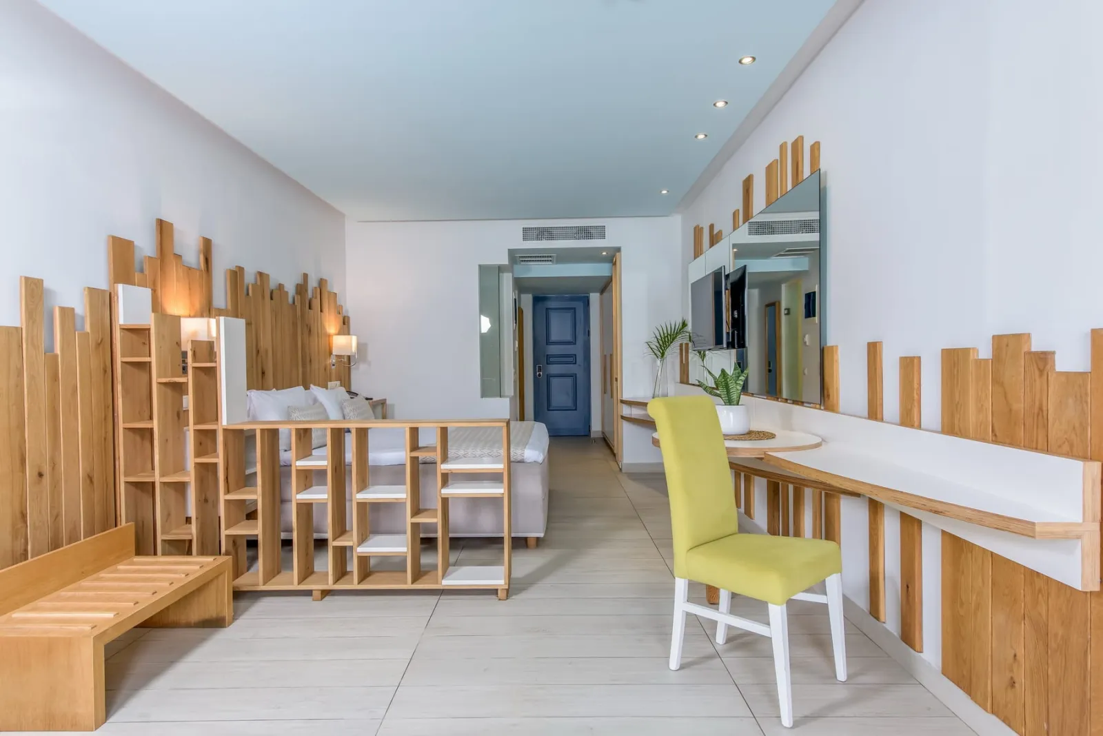 Lyttos Beach Hotel, Guves, Grčka — Junior Suite Sea Front Sharing Pool
