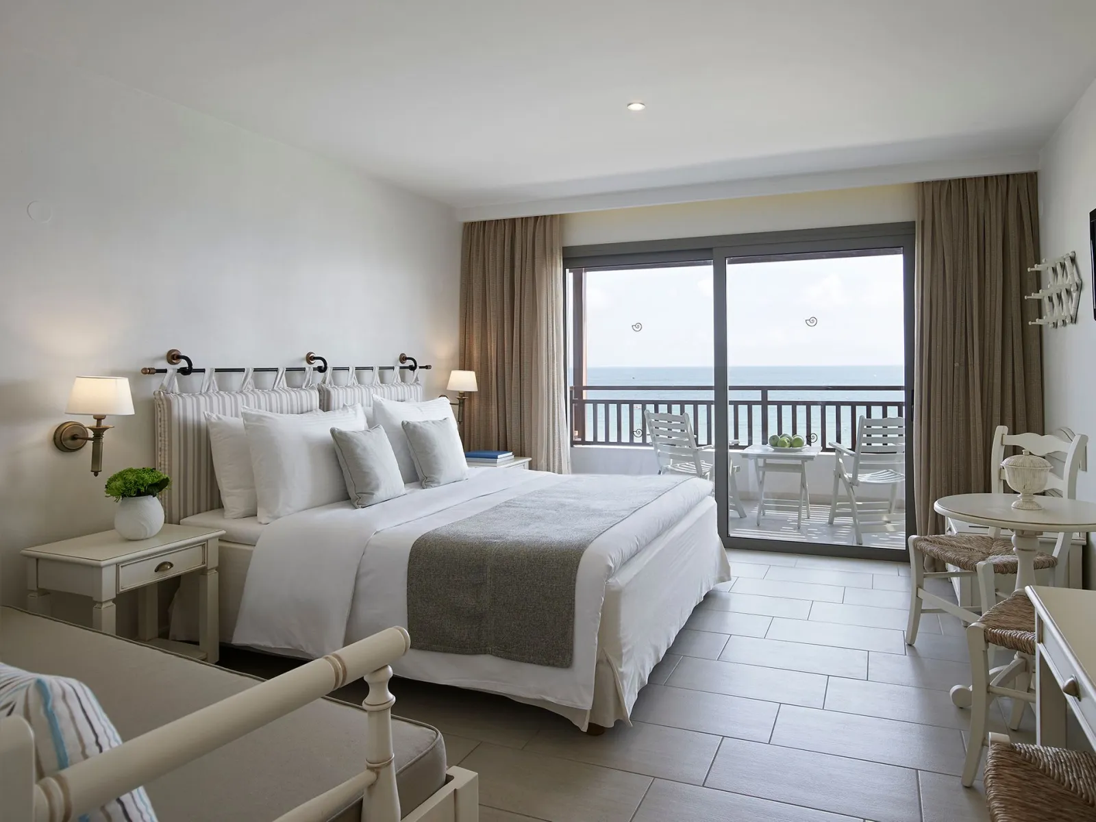 Creta Maris Resort, Hersonisos, Grčka — Sea View Room (Selected rooms will be renovated for 2027)