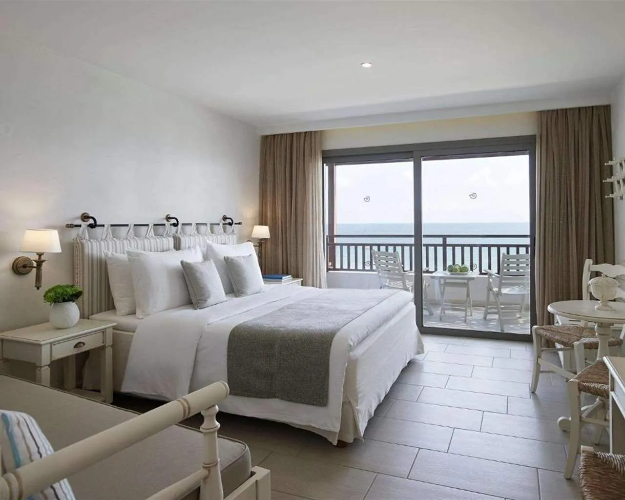 Creta Maris Resort, Hersonisos, Grčka — Single Room Renovated Sea View