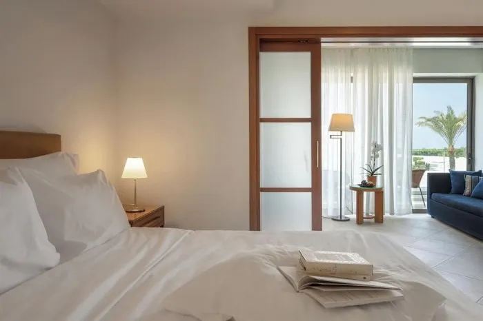 Amirandes a Grecotel Resort to Live, Guves, Grčka — Family Room Superior Garden View