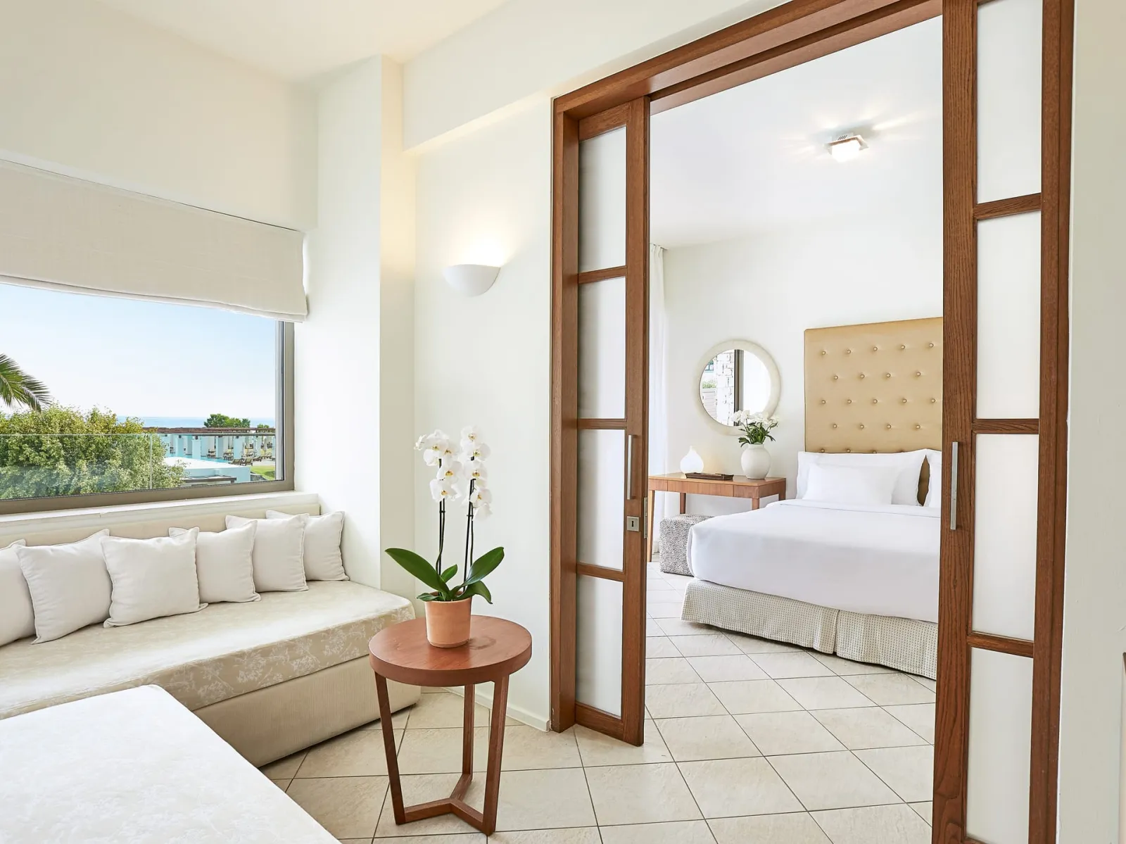 Amirandes a Grecotel Resort to Live, Guves, Grčka — Luxury Family room mountain view