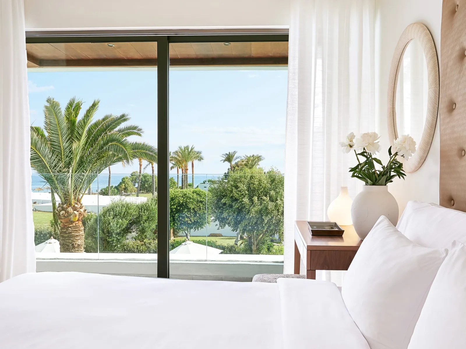 Amirandes a Grecotel Resort to Live, Guves, Grčka — Luxury Family room sea view