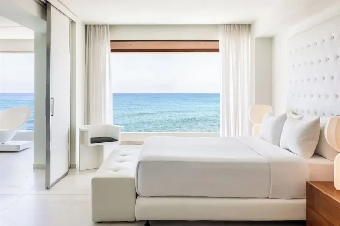 Amirandes a Grecotel Resort to Live, Guves, Grčka — Suite White