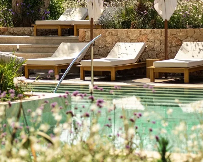 Mitsis Selection Rinela, Gurnes, Grčka — Family Suite Swim Up Sharing Pool