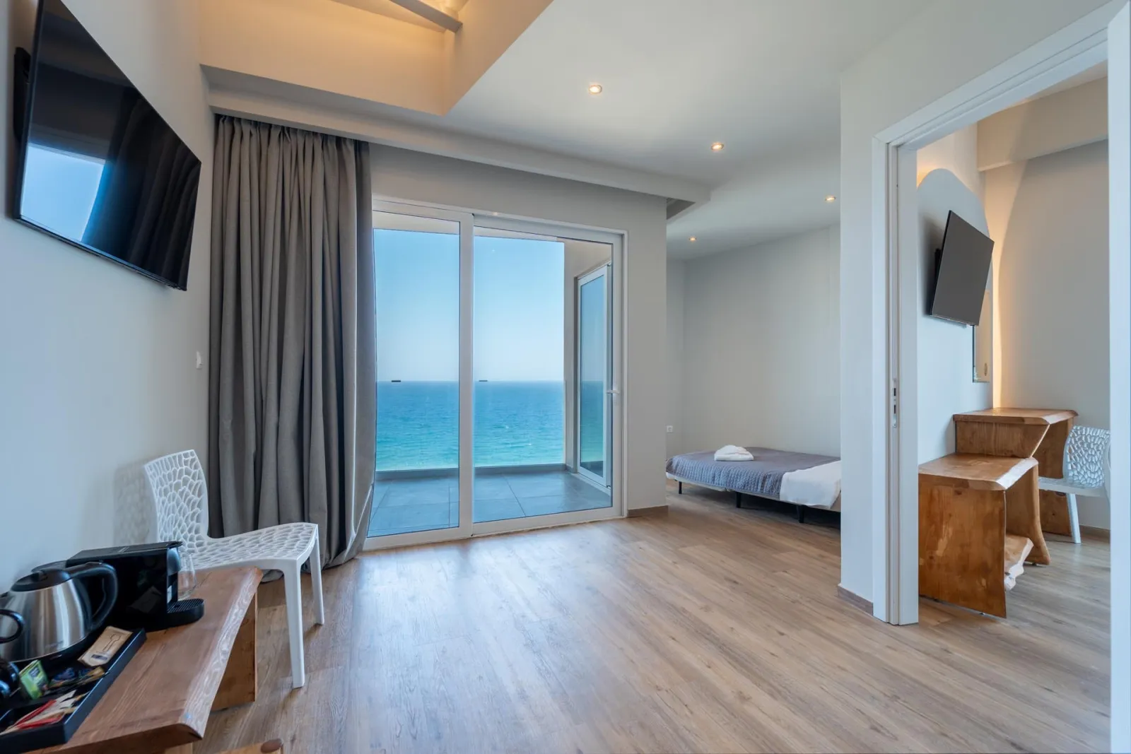 Arte Hotel, Rodos, Grčka — Deluxe Suite Sea View And Pool
