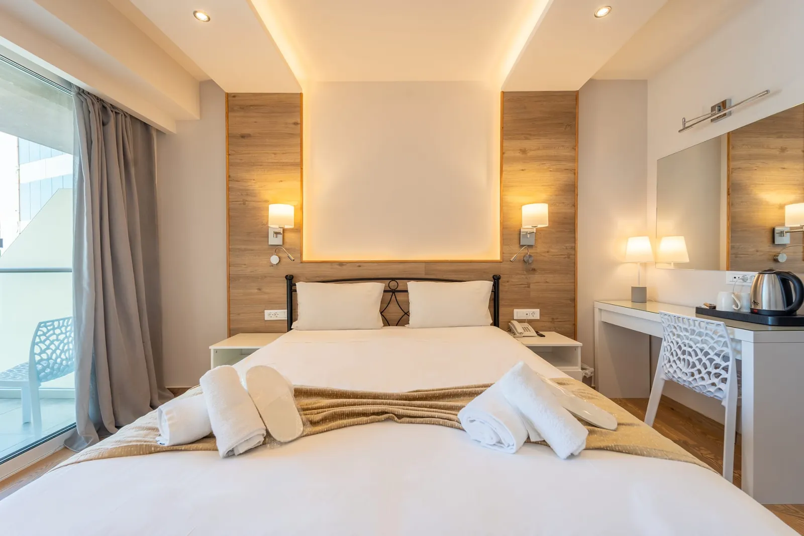 Arte Hotel, Rodos, Grčka — Partial Sea View Room