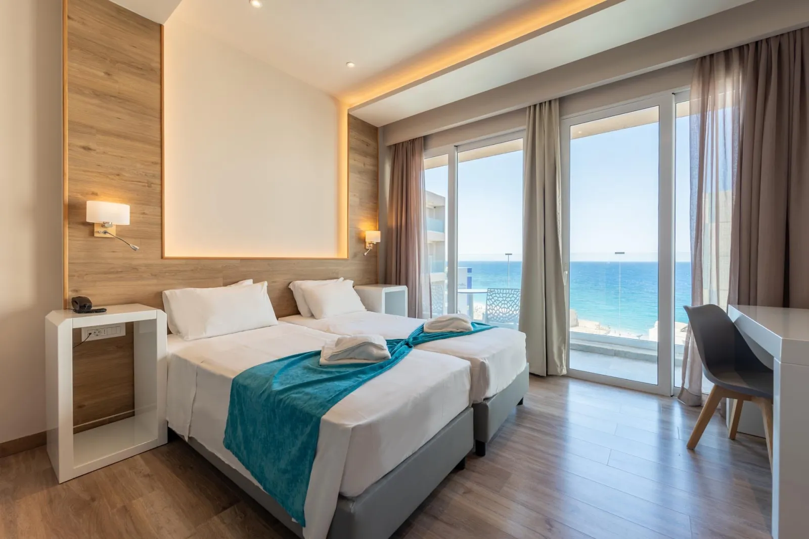 Arte Hotel, Rodos, Grčka — Standard Sea View and Pool Room