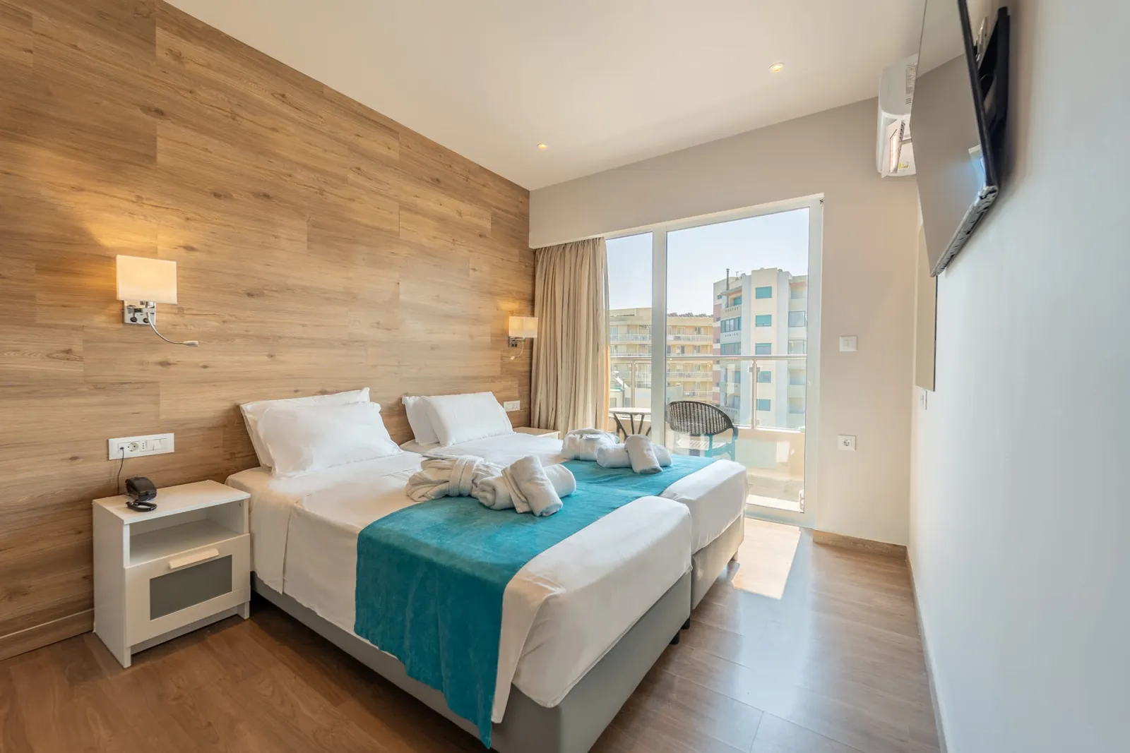 Arte Hotel, Rodos, Grčka — Two Bedroom Family Room