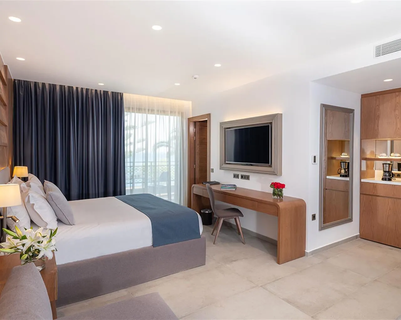 Nana Golden Beach Hotel, Kutulufari, Grčka — Family Room Luxury Open Plan Sea View