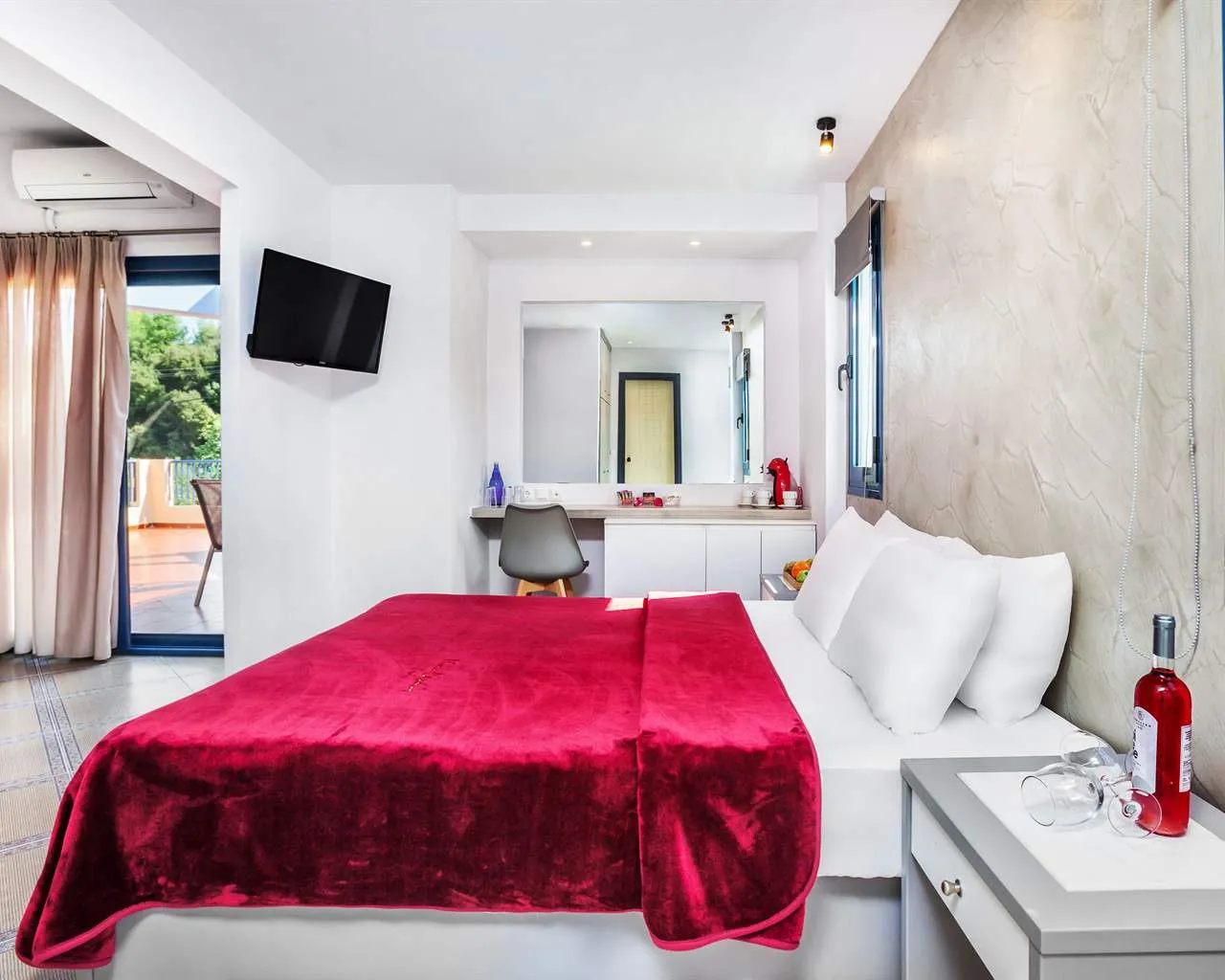 Atrium Hotel, Pefkohori, Grčka — Junior Suite