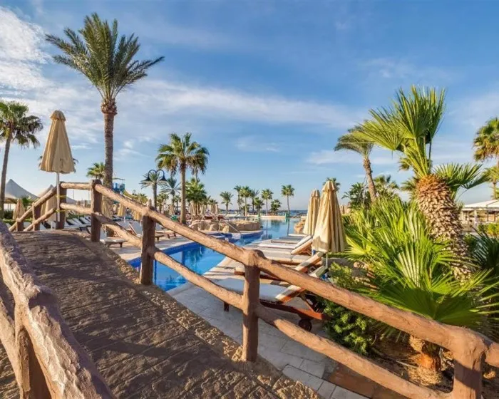 Adams Beach Hotel, Aja Napa, Kipar — plaža
