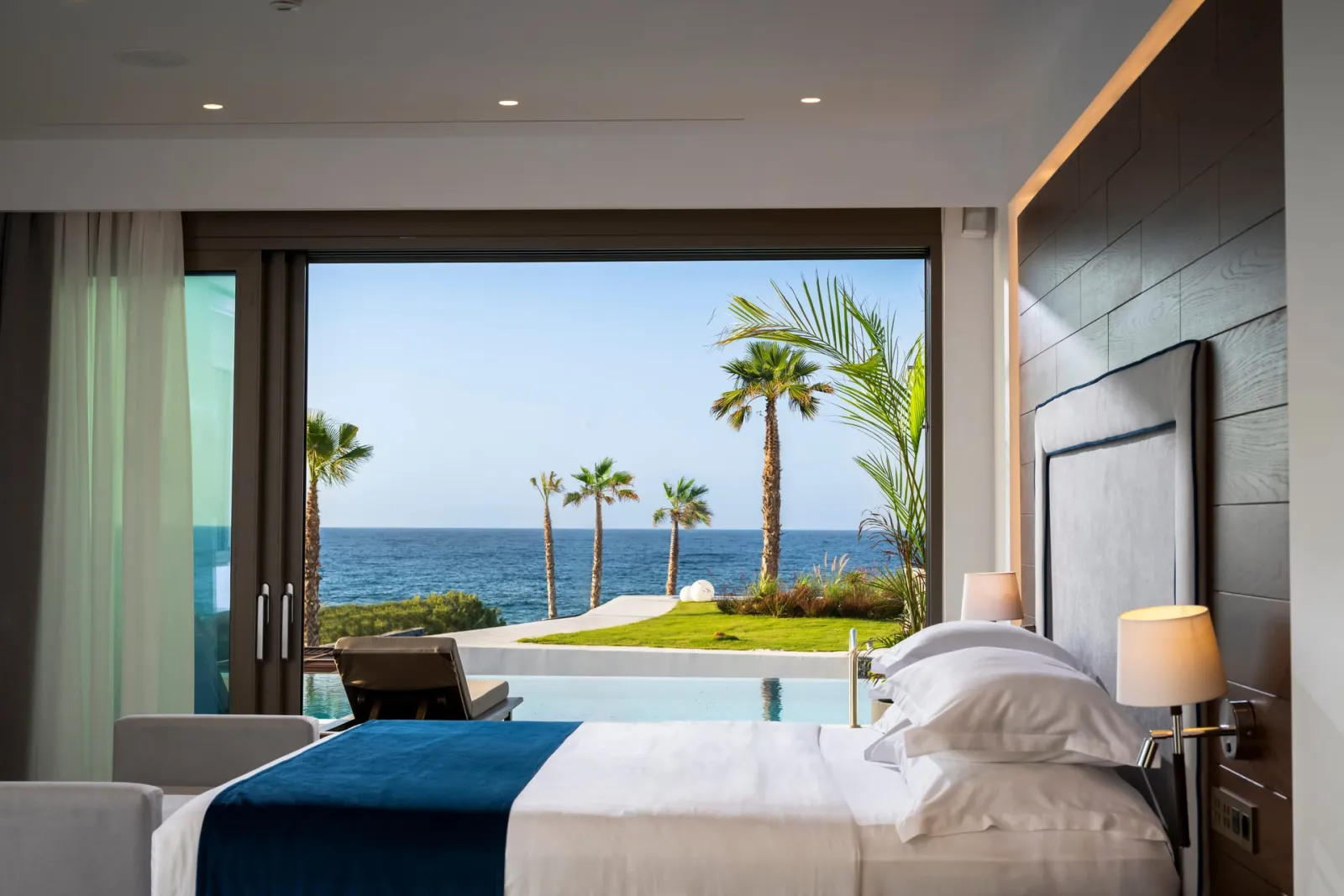 Nana Princess Suites Villas & Spa, Kutulufari, Grčka — Aura Wellness Suite Sea View with Private pool indoor Steambath & outdoor Sauna