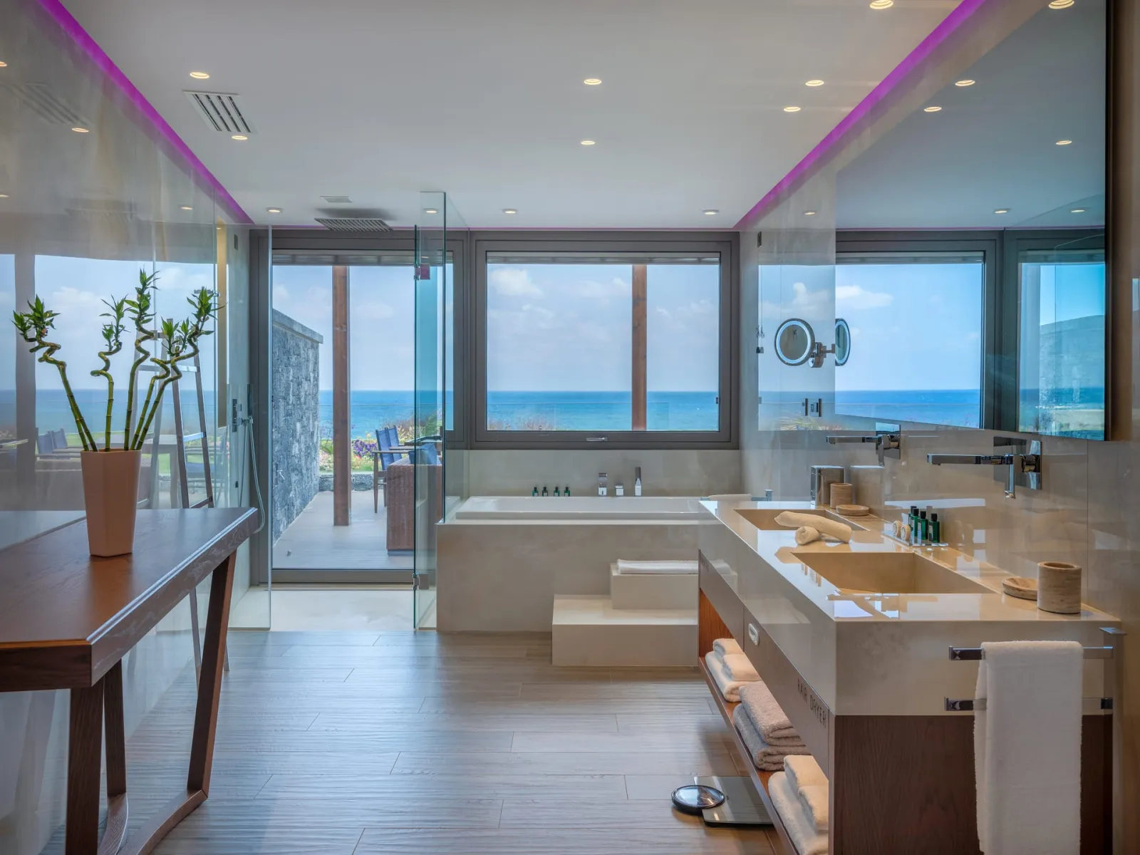 Nana Princess Suites Villas & Spa, Kutulufari, Grčka — Premium Energy Suite Sea View with Private Pool and SoulSauna