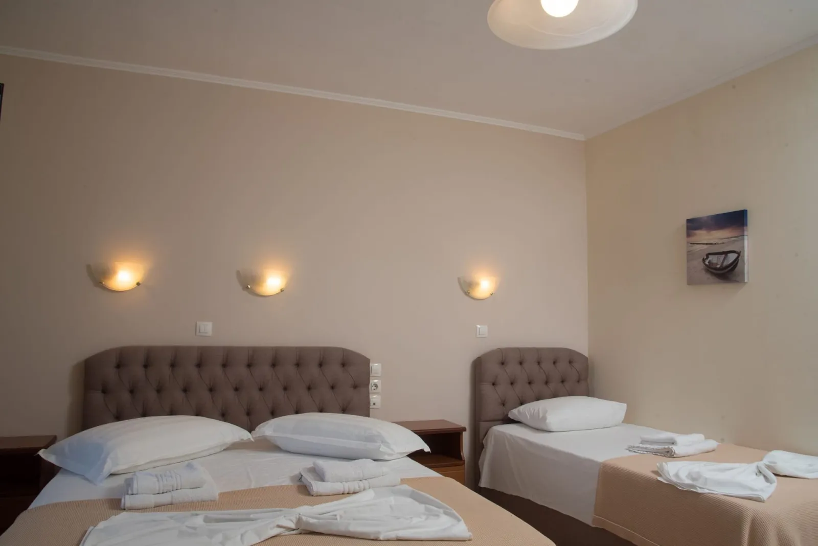 Oasis Hotel Lefkada, Nidri, Grčka — Double Room Extra Bed Mountain View