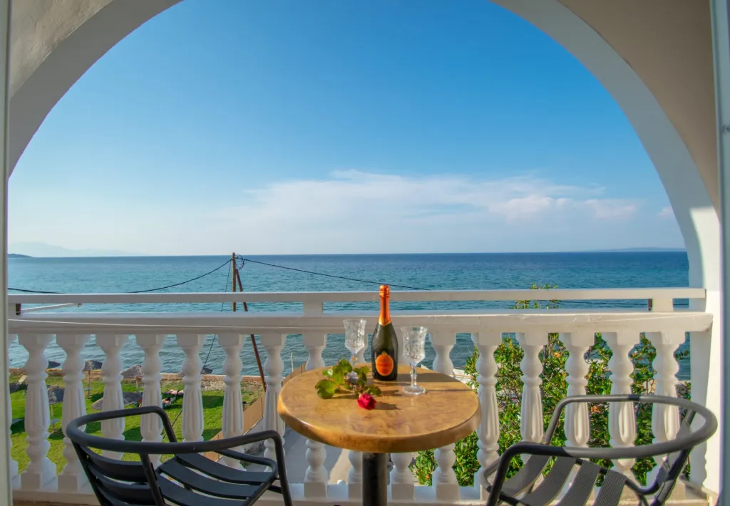 Agoulos Beach Hotel, Vasilikos, Grčka — plaža