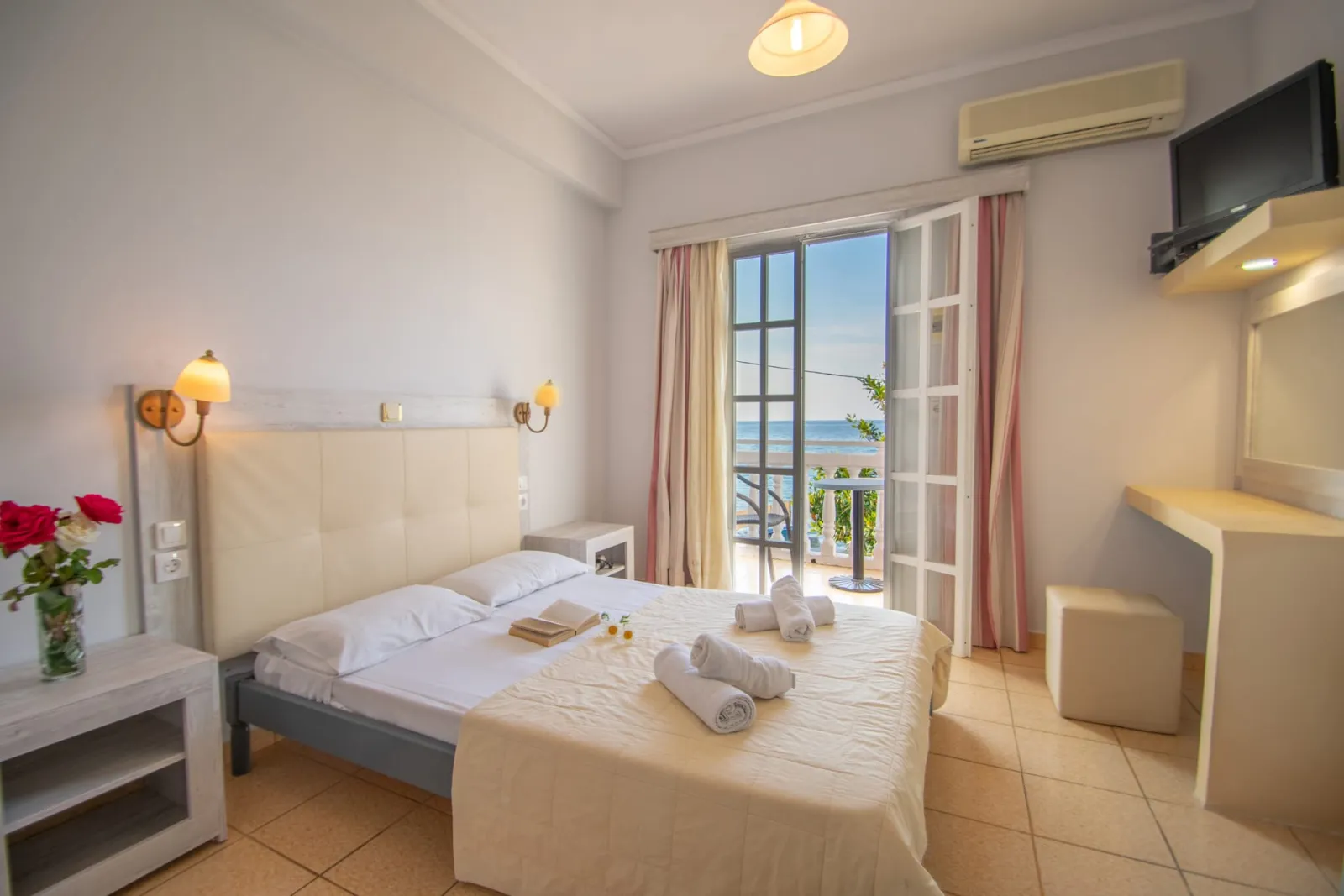 Agoulos Beach Hotel, Vasilikos, Grčka — Double Or Twin Studio With Sea View