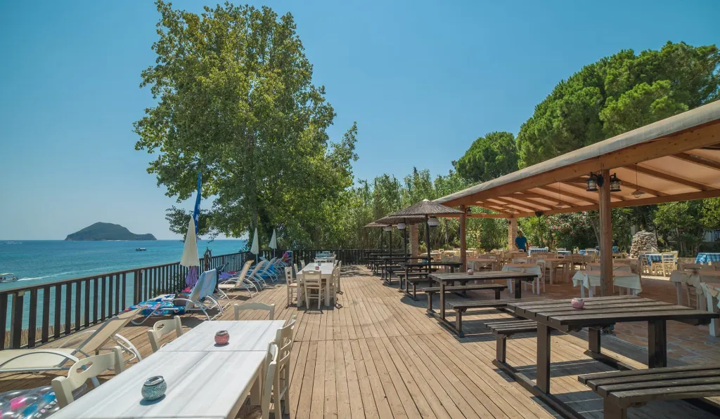 Porto Koukla Beach Hotel, Porto Koukla, Lithakia, Grčka — plaža