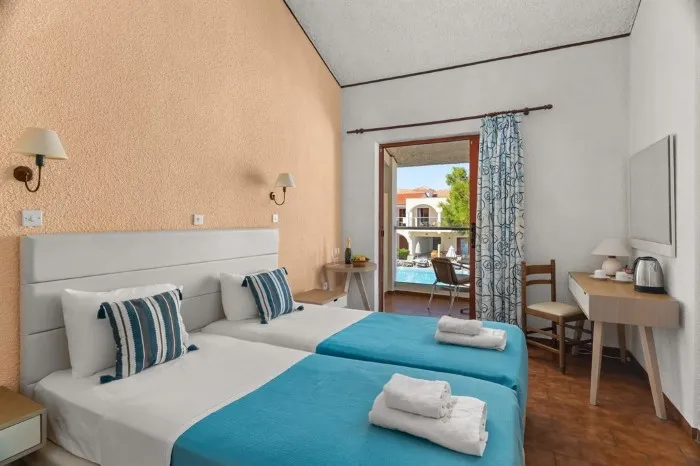 Iliessa Beach Hotel, Argasi, Grčka — Double Room Classic /Twin Pool View