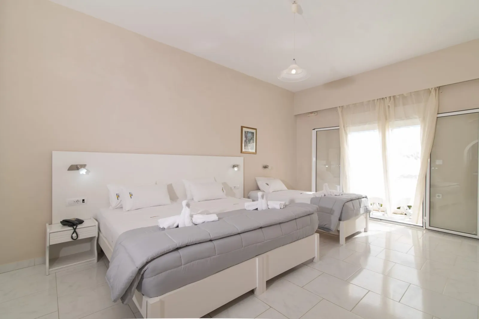 Belussi Beach Hotel & Suites, Drosia, Kipseli, Grčka — Superior Room with Garden View