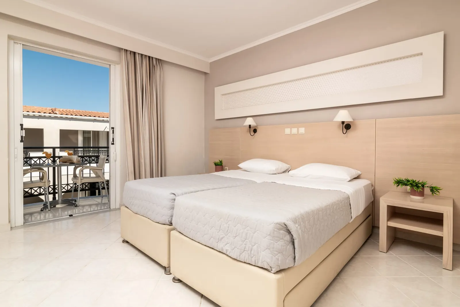 Karras Hotel Zakynthos, Laganas, Grčka — Standard Twin/Double With Land View