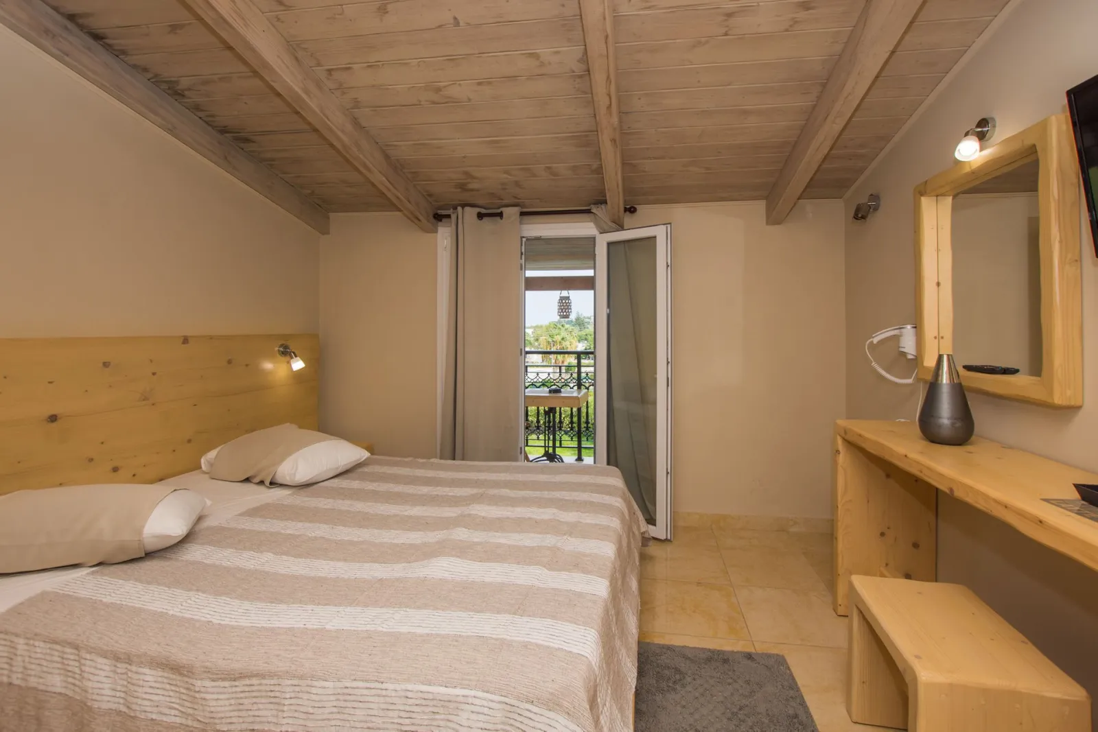 Iniohos Hotel Zakynthos, Vasilikos, Grčka — Deluxe Room Panoramic View