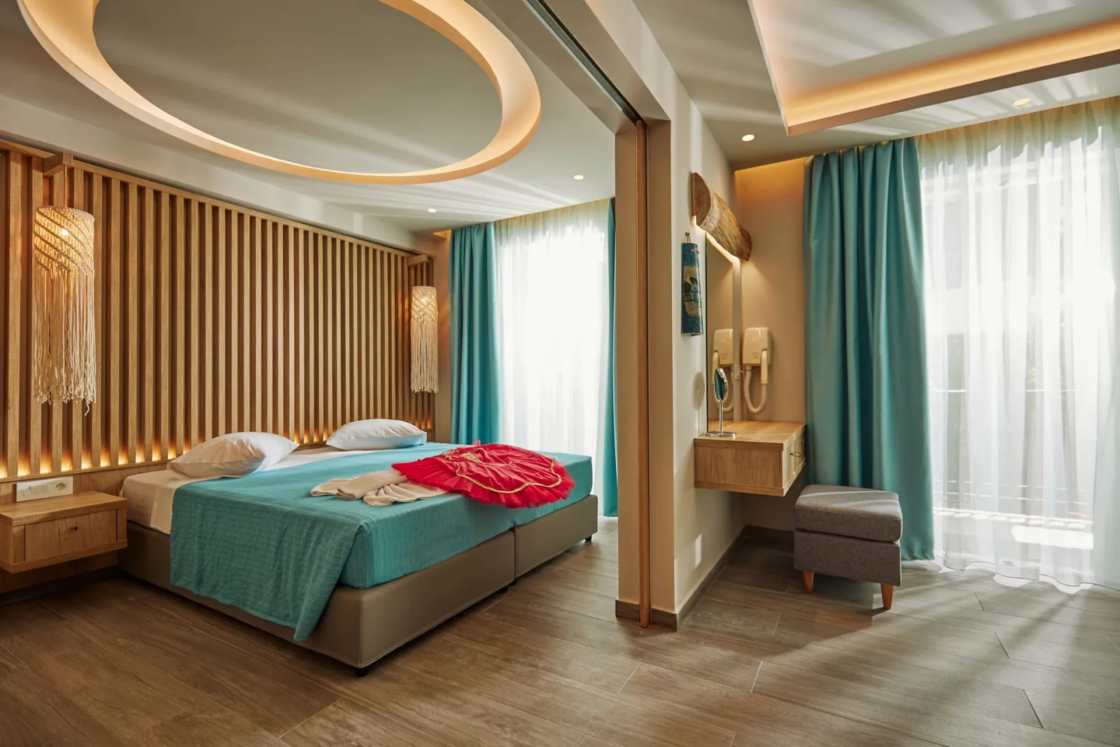 Iniohos Hotel Zakynthos, Vasilikos, Grčka — Luxury Suite