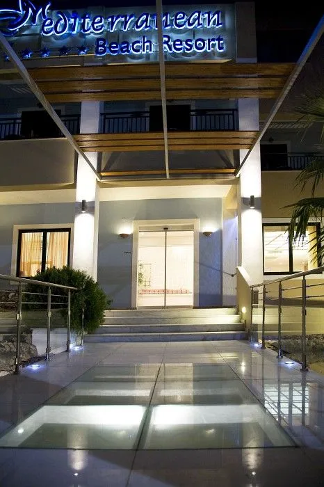 Mediterranean Beach Resort Zante, Laganas, Grčka — plaža